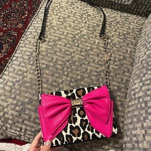 Betsy Johnson cross body wallet purse